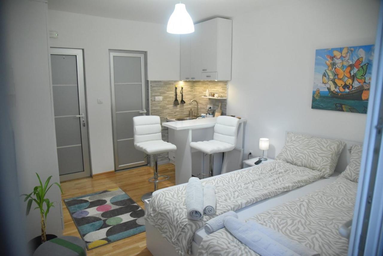 Dekart 2 Apartment Ниш Екстер'єр фото