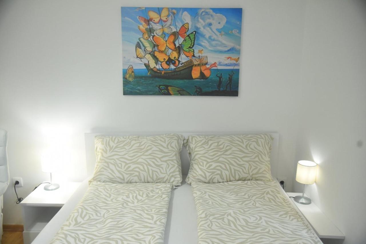 Dekart 2 Apartment Ниш Екстер'єр фото